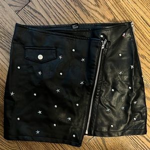 Leather skirt
